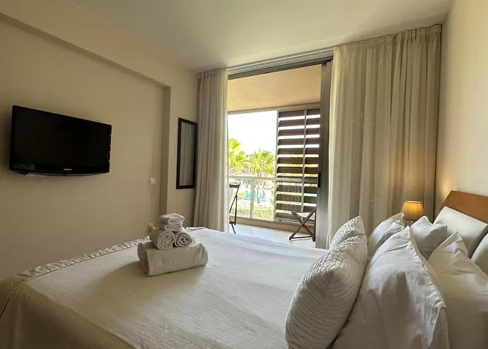 Herdade Dos Salgados, T1 6b 1c, Lagoas